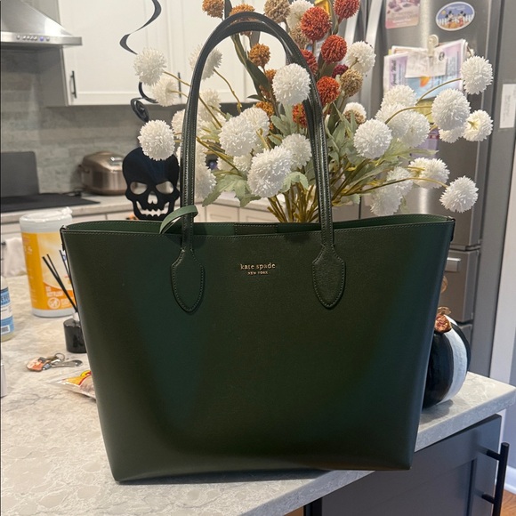 Kate Spade, Becker Saffiano leather, large tote - Picture 2 of 8